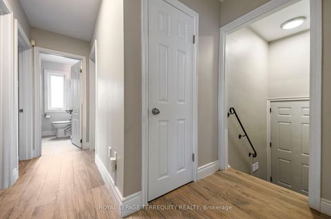 Photo 7 at 136 Strathburn Boulevard, Pelmo Park W5, Toronto