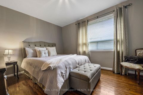 Photo 8 at 136 Strathburn Boulevard, Pelmo Park W5, Toronto