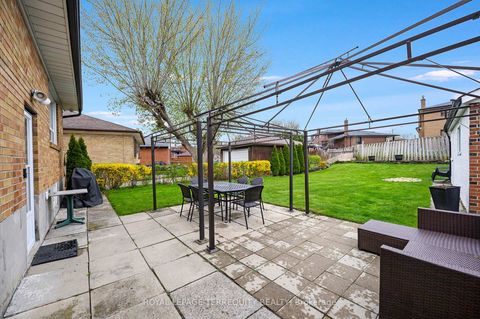 Photo 25 at 136 Strathburn Boulevard, Pelmo Park W5, Toronto
