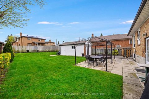 Photo 27 at 136 Strathburn Boulevard, Pelmo Park W5, Toronto