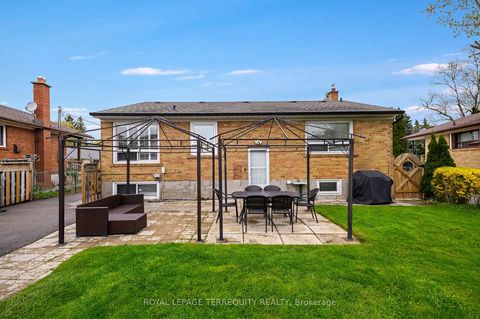 Photo 28 at 136 Strathburn Boulevard, Pelmo Park W5, Toronto