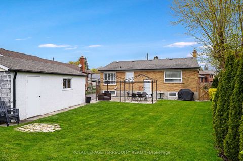 Photo 29 at 136 Strathburn Boulevard, Pelmo Park W5, Toronto