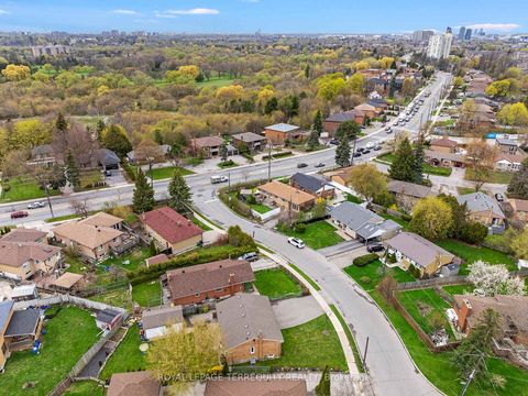 Photo 34 at 136 Strathburn Boulevard, Pelmo Park W5, Toronto