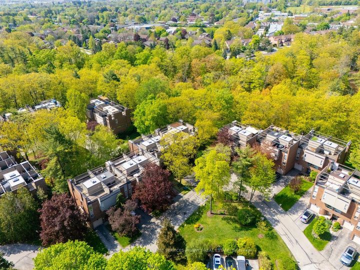 Photo 24 at 27 - 1250 Marlborough Court, CP College Park, Oakville