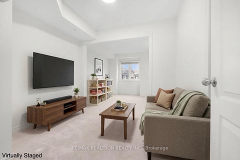 Photo 27 at 17 - 8 Eaton Park Lane, L'Amoreaux, Toronto