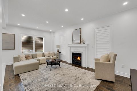 Photo 4 at 182 Buena Vista Drive, Sonoma Heights, Vaughan