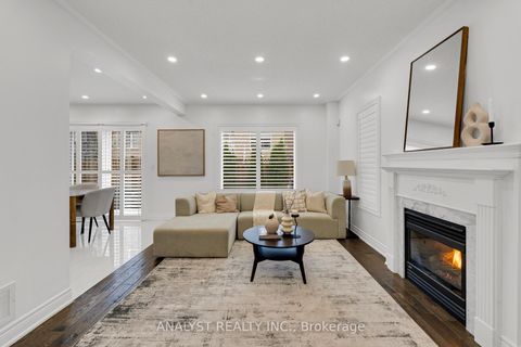 Photo 5 at 182 Buena Vista Drive, Sonoma Heights, Vaughan