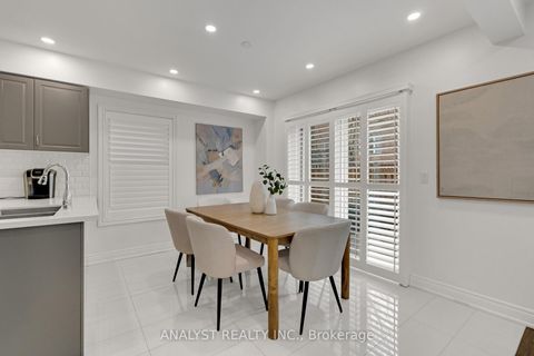 Photo 9 at 182 Buena Vista Drive, Sonoma Heights, Vaughan