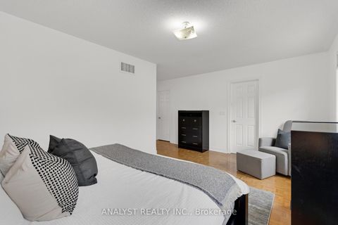 Photo 17 at 182 Buena Vista Drive, Sonoma Heights, Vaughan