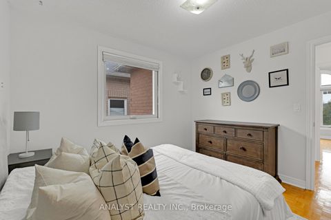 Photo 21 at 182 Buena Vista Drive, Sonoma Heights, Vaughan