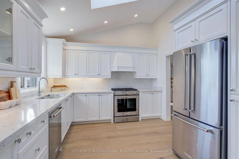 Photo 9 at 34 Euphrasia Drive, Glen Park, Toronto