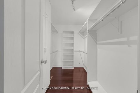 Photo 8 at 48 Berkindale Drive, Windfields, Toronto