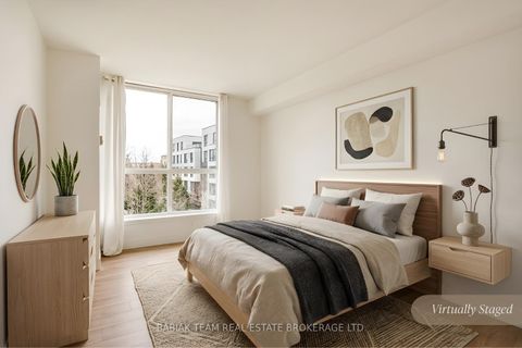 Photo 6 at 752 - 24 Southport Street, Swansea, Toronto