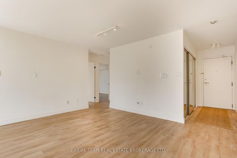 Photo 22 at 752 - 24 Southport Street, Swansea, Toronto