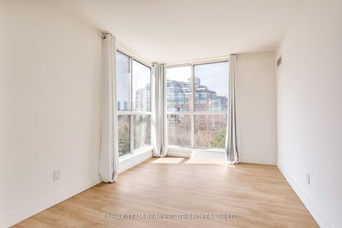 Photo 23 at 752 - 24 Southport Street, Swansea, Toronto