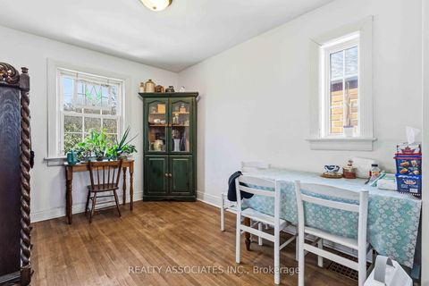 Photo 6 at 72 Manderley Drive, Cliffside, Toronto