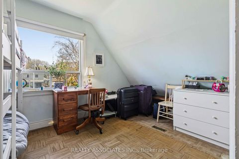 Photo 13 at 72 Manderley Drive, Cliffside, Toronto