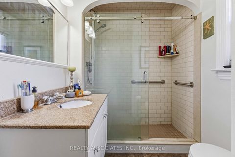 Photo 19 at 72 Manderley Drive, Cliffside, Toronto