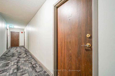Photo 3 at 1502 - 380 Dixon Road N, The Westway, Toronto