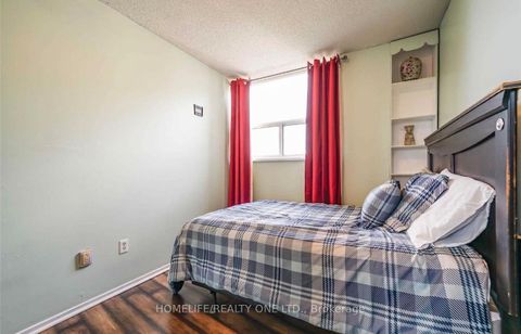 Photo 18 at 1502 - 380 Dixon Road N, The Westway, Toronto