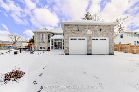 Photo 1 at 815 Churchill Lane, Historic Lakeshore Communities, Georgina
