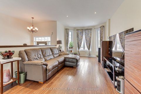 Photo 10 at 815 Churchill Lane, Historic Lakeshore Communities, Georgina