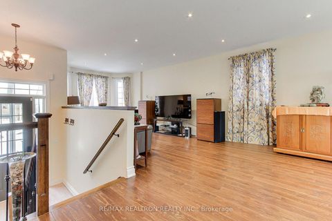 Photo 11 at 815 Churchill Lane, Historic Lakeshore Communities, Georgina