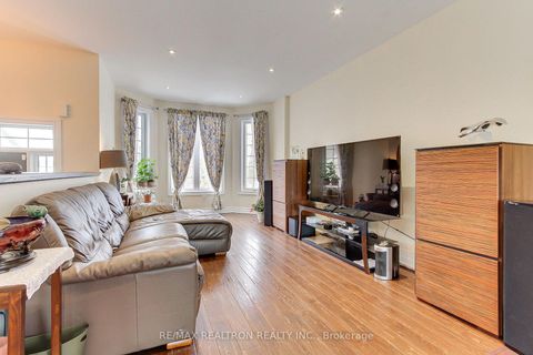 Photo 12 at 815 Churchill Lane, Historic Lakeshore Communities, Georgina