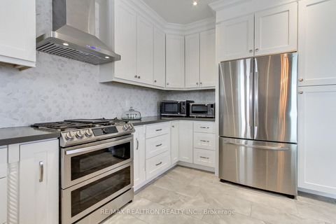 Photo 20 at 815 Churchill Lane, Historic Lakeshore Communities, Georgina