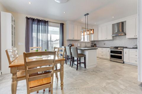 Photo 22 at 815 Churchill Lane, Historic Lakeshore Communities, Georgina