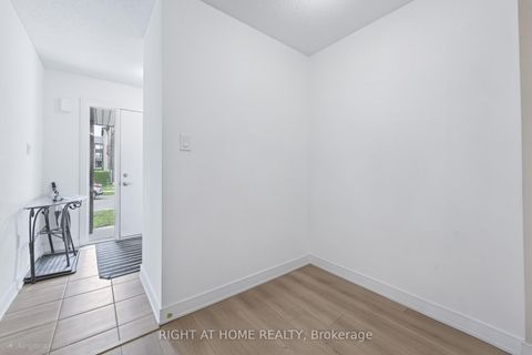 Photo 6 at 132 Blue Forest Crescent, Shore, Barrie