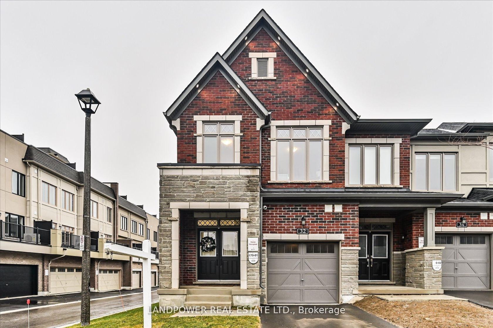 32 Harvey Bunker Crescent, Angus Glen, Markham photo number 2