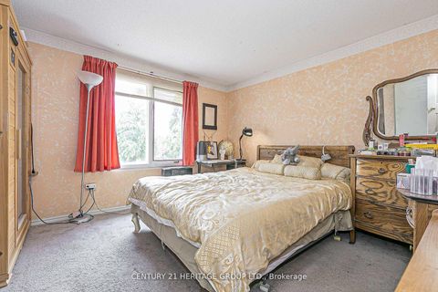 Photo 17 at 261 Badessa Circle, Brownridge, Vaughan