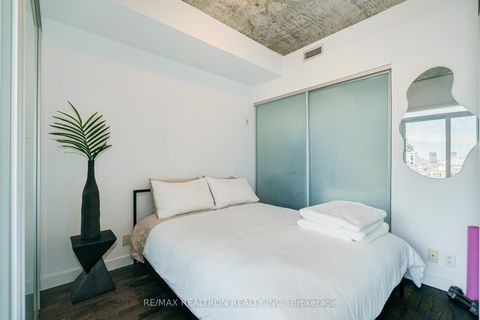 Photo 8 at 1003 - 75 Portland Street, Waterfront Communities C1, Toronto