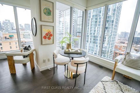 Photo 5 at 2010 - 68 Shuter Street, Yonge Corridor, Toronto