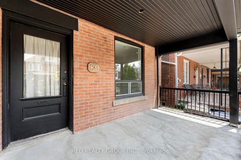 Photo 2 at 89 Beatrice Street, Bellwoods, Toronto