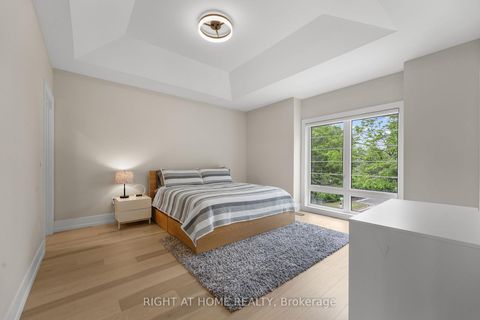 Photo 20 at 262 Senlac Road, Willowdale West, Toronto