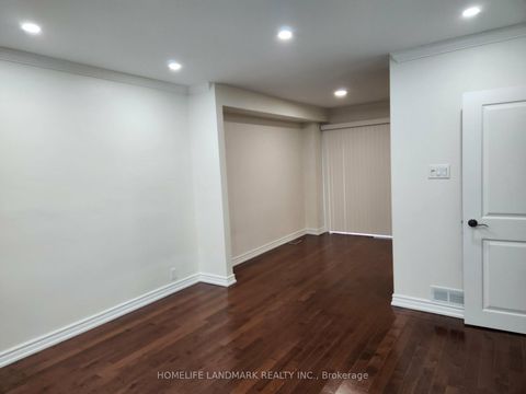 Photo 9 at 64 - 740 Kennedy Road, Ionview, Toronto