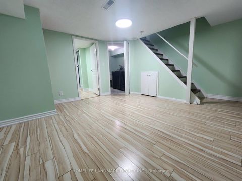 Photo 21 at 64 - 740 Kennedy Road, Ionview, Toronto