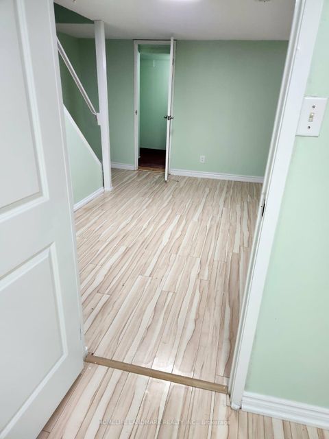 Photo 24 at 64 - 740 Kennedy Road, Ionview, Toronto