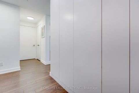 Photo 8 at 1811 - 30 Ordnance Street, Niagara, Toronto