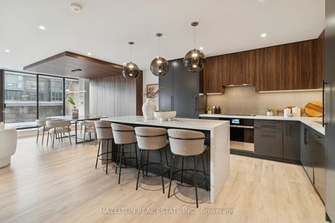 Photo 1 at 405 - 55A Avenue Road, Annex, Toronto
