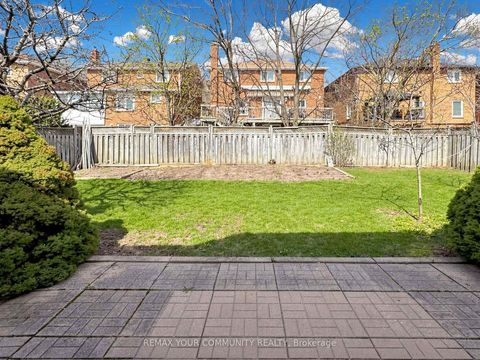 Photo 17 at 142 Waterside Crescent, Maple, Vaughan