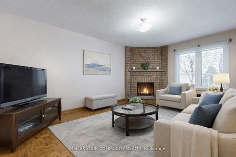 Photo 23 at 142 Waterside Crescent, Maple, Vaughan