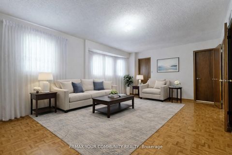 Photo 36 at 142 Waterside Crescent, Maple, Vaughan