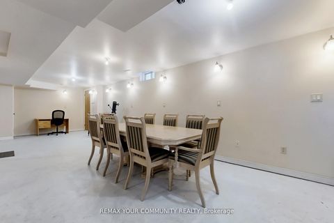 Photo 45 at 142 Waterside Crescent, Maple, Vaughan