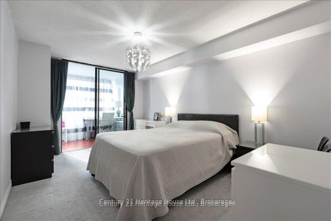 Photo 15 at 609 - 45 Carlton Street, Yonge Corridor, Toronto