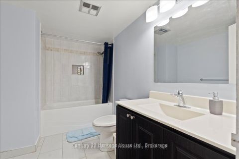 Photo 18 at 609 - 45 Carlton Street, Yonge Corridor, Toronto