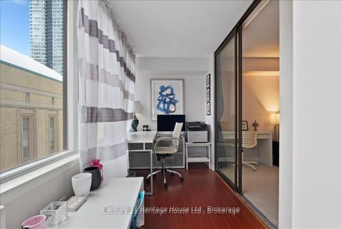 Photo 21 at 609 - 45 Carlton Street, Yonge Corridor, Toronto