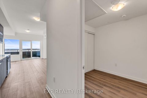 Photo 1 at 908B - 7437 Kingston Road, Rouge E11, Toronto